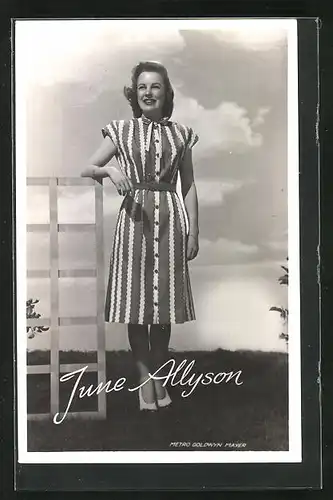 AK Schauspielerin June Allyson im Sommerkleid