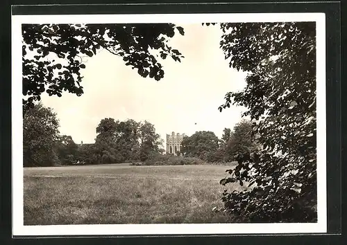 Foto-AK Deutscher Kunstverlag, Nr.: Berlin-Wannsee, Pfaueninsel - Blick auf die Meierei