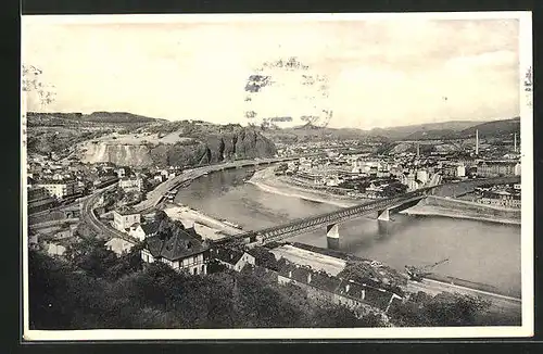 AK Aussig / Usti, Ortsansicht mit Brücke und Burg Schreckenstein