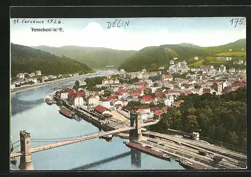 AK Tetschen-Bodenbach / Decin, Gesamtansicht aus der Vogelschau