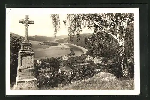 AK Nespeky, Blick vom Denkmal auf den Ort