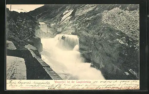 AK Teufelsbrücke, auf der Strasse am Wasserfall
