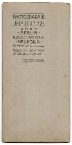 Fotografie J. Fuchs, Berlin, Reinickendorferstrasse 4, Mädchen in Kommunionskleid