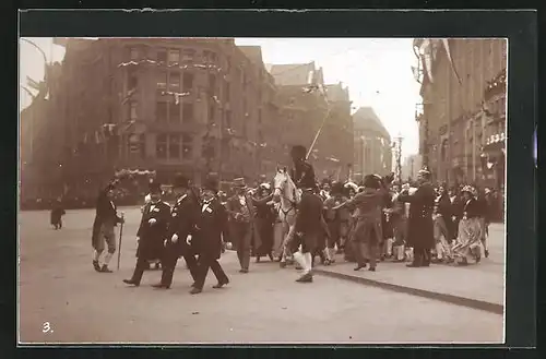 AK Fotograf Strumper, Hamburg, Märzfeier 24.03.1913, Volksfest