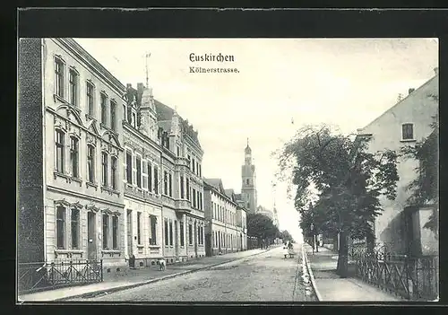 AK Euskirchen, Kölnerstrasse mit Passanten