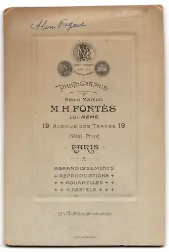 Fotografie M. H. Fontès, Paris, 19, Avenue des Ternes, 19, Portrait ältere Dame mit Kragenbrosche