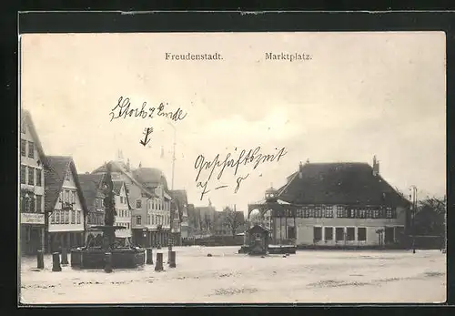 AK Freudenstadt, Marktplatz mit Denkmal