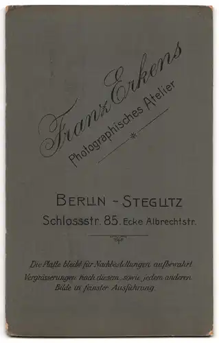 Fotografie Franz Erkens, Berlin-Steglitz, Schlossstrasse 85, Portrait kleiner Junge im Matrosenanzug mit Geschwisterkind