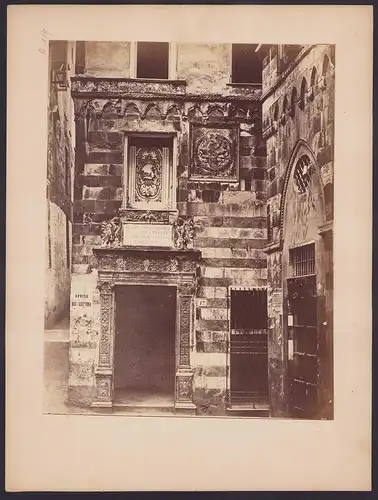 Fotografie unbekannter Fotograf, Ansicht Venedig, Portal Senat Consiandre, Grossformat 33 x 24cm