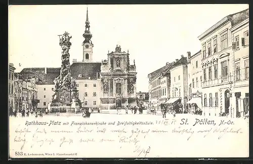 AK St. Pölten, Rathausplatz mit Franziskanerkirche und Dreifaltigkeitssäule