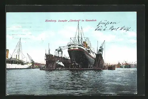 AK Hamburg, Passagierschiff Cleveland im Riesendock