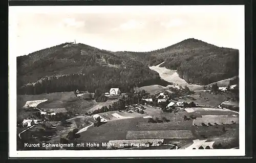 AK Schweigmatt, Panorama mit Ort und Hohe Möhr, Fliegeraufnahme