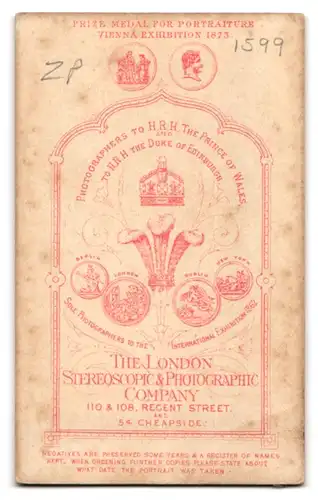 Fotografie The London Stereoscopic & Photographic Company, London, 110 & 108, Regent Street, Portrait Herr im Anzug