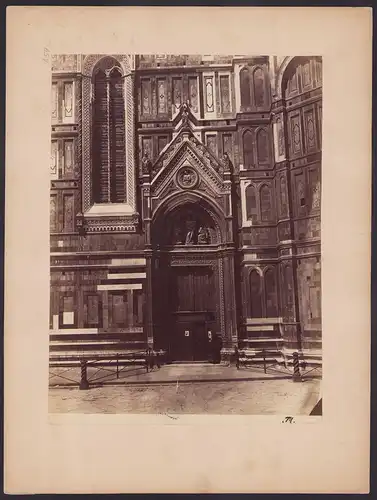 Fotografie unbekannter Fotograf, Ansicht Florenz, Portal der Kathedrale, Grossformat 33 x 25cm