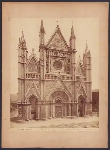 Fotografie unbekannter Fotograf, Ansicht Orvieto, La Facciata Della Cattedrale, Architetto Lorenzo Maitani Da Siena