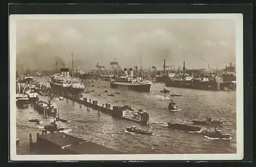 AK Hamburg, Passagierschiffe M. S. Monte Olivia, Dampfer Cap Polonio und verschiedene Fluchtddampfer