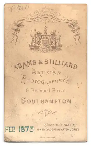 Fotografie Adams & Stilliard, Southampton, 9, Bernard Street, Portrait junger Herr mit Seitenscheitel und Vollbart