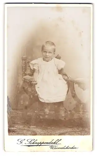 Fotografie G. Schneppendahl, Wermelskirchen, Kölner Strasse 35, Portrait kleines Mädchen im weissen Kleid