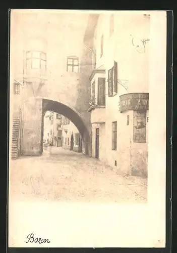 AK Bozen, Strassenpartie mit Tor