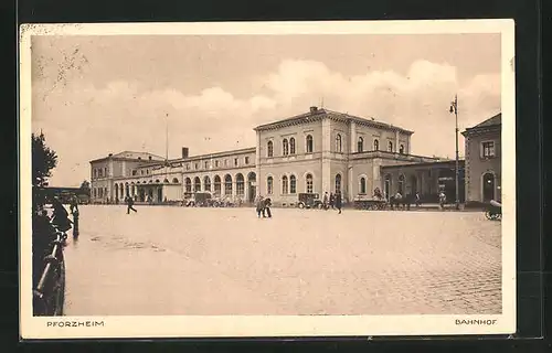 AK Pforzheim, Gepflasterte Strasse Bahnhof