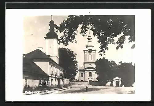 AK Petrovice, Blick zur Kirche