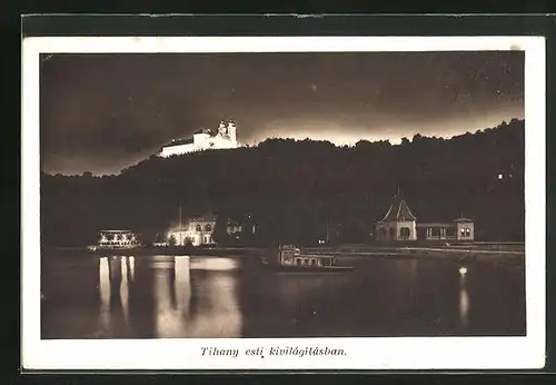 AK Tihany, Ortsansicht bei Nacht
