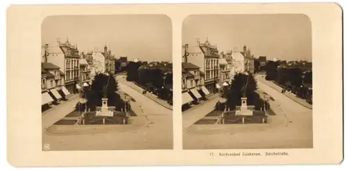 Stereo-Fotografie NPG, Ansicht Cuxhaven, Denkmal mit Blick in die Deichstrasse