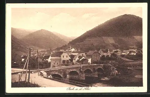 AK Rech / Ahrthal, Brücke zum Dorf mit Fluss