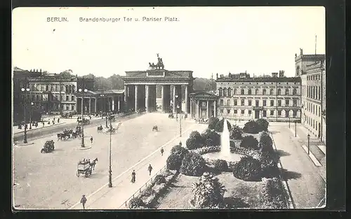 AK Berlin, Brandenburger Tor und Pariser Platz mit Fontäne