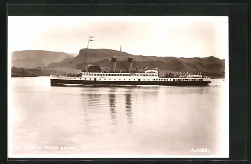 AK Passagierschiff T. S. S. King George V. vor der Küste