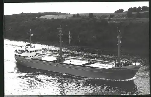 Fotografie Frachtschiff Hannes Lunstedt in Fahrt