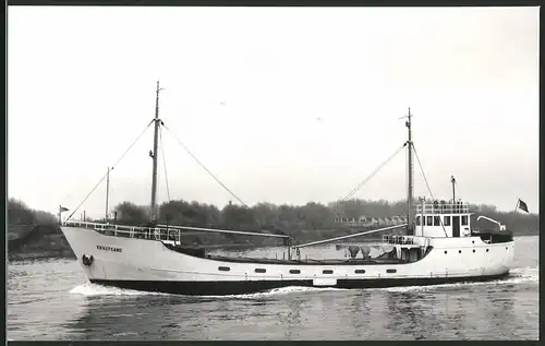 Fotografie Frachtschiff Krautsand in Fahrt