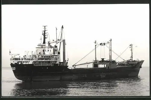 Fotografie Frachtschiff Carebeka VI auf See