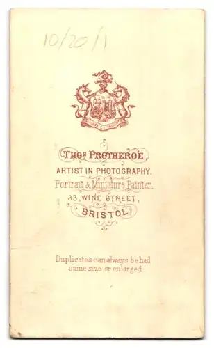 Fotografie Protheroe, Bristol, 33 Wine Street, Portrait junger Herr in modischer Kleidung