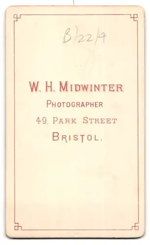 Fotografie W. H. Midwinter, Bristol, 49, Park Street, Portrait älterer Herr im Mantel mit Bart