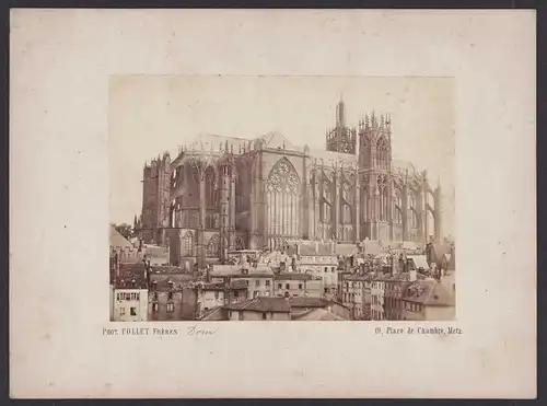 Fotografie Collet Freres, Metz, Ansicht Metz, Dom mit umliegenden Gebäuden