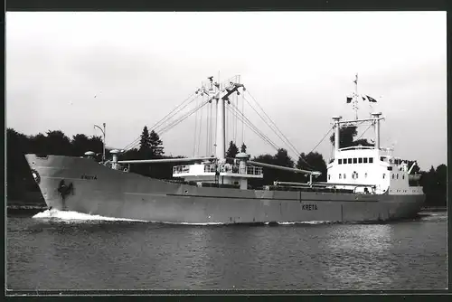 Fotografie Frachtschiff Laus in Fahrt