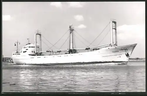 Fotografie Frachtschiff Irene im Hafen