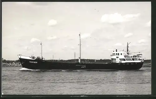 Fotografie Frachtschiff Inparma Progress in Fahrt