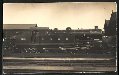 AK Lokomotive Nr. 519 der LSWR, englische Eisenbahn