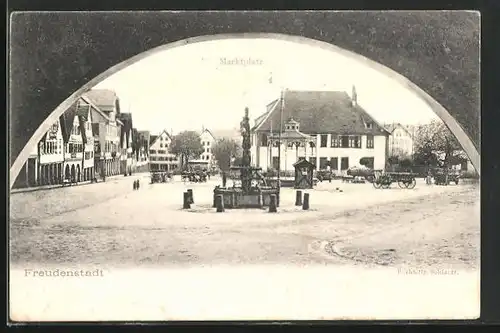 AK Freudenstadt, Marktplatz mit Brunnen