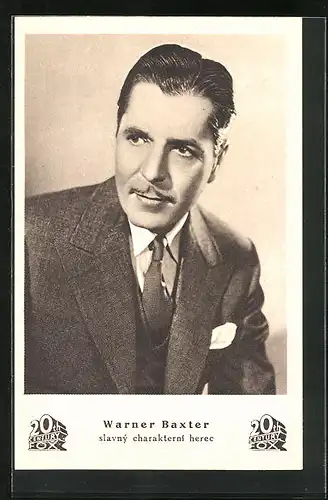 AK Schauspieler Warner Baxter im Anzug mit ernsten Blick zur Seite schauend