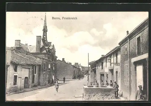 AK Berru, Strassenpartie mit Soldaten in Uniform, Kirche