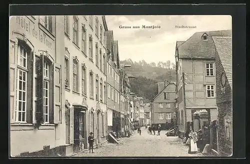 AK Montjoie, Stadtstrasse mit Hôtel de la Tour