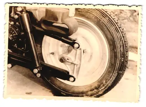 19 Fotografien Motorrad IWL SR 59 Berlin, Motorroller Total - und Detailaufnahmen