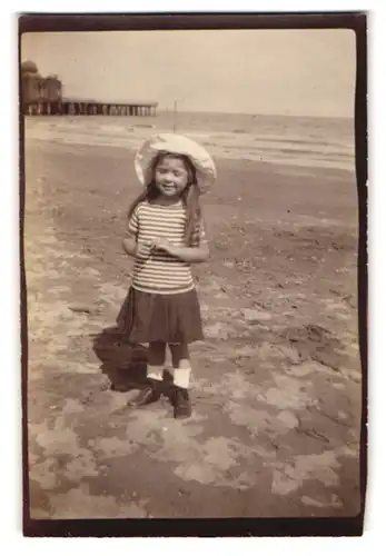 17 Fotografien unbekannter Fotograf, Ansicht Venedig / Lido di Venezia, Stadtansichten & Bademode 1912