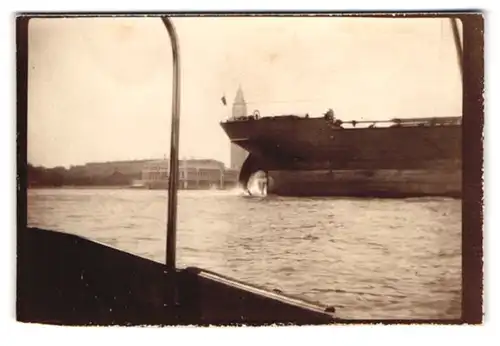 17 Fotografien unbekannter Fotograf, Ansicht Venedig / Lido di Venezia, Stadtansichten & Bademode 1912