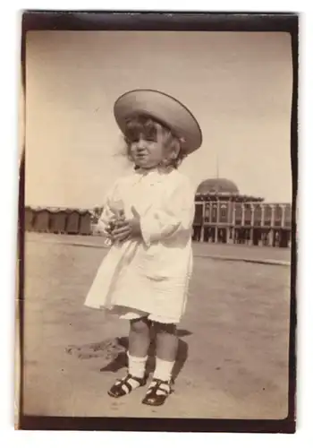 17 Fotografien unbekannter Fotograf, Ansicht Venedig / Lido di Venezia, Stadtansichten & Bademode 1912