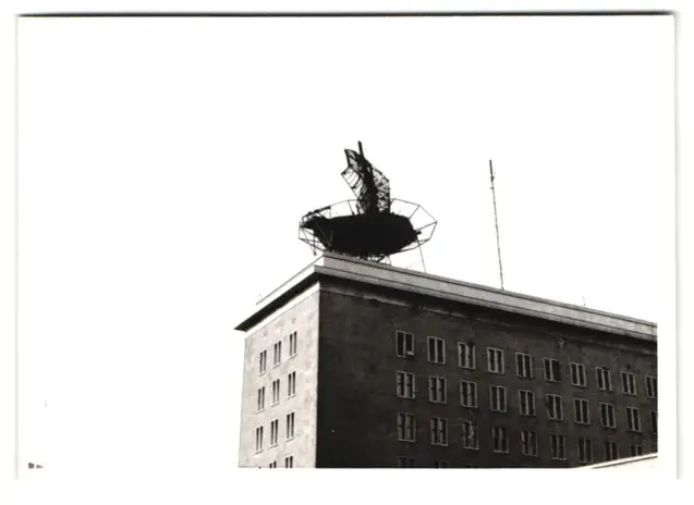 38 Fotografien unbekannter Fotograf, Ansicht Berlin-Tempelhof, Flughafen, Tag der offenen Tür, US-Air Force Flugzeuge 5