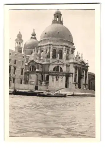 30 Fotografien unbekannter Fotograf, Ansicht Venedig - Lido di Venezia, Urlaubsreise, Bademode, Stadtansichten